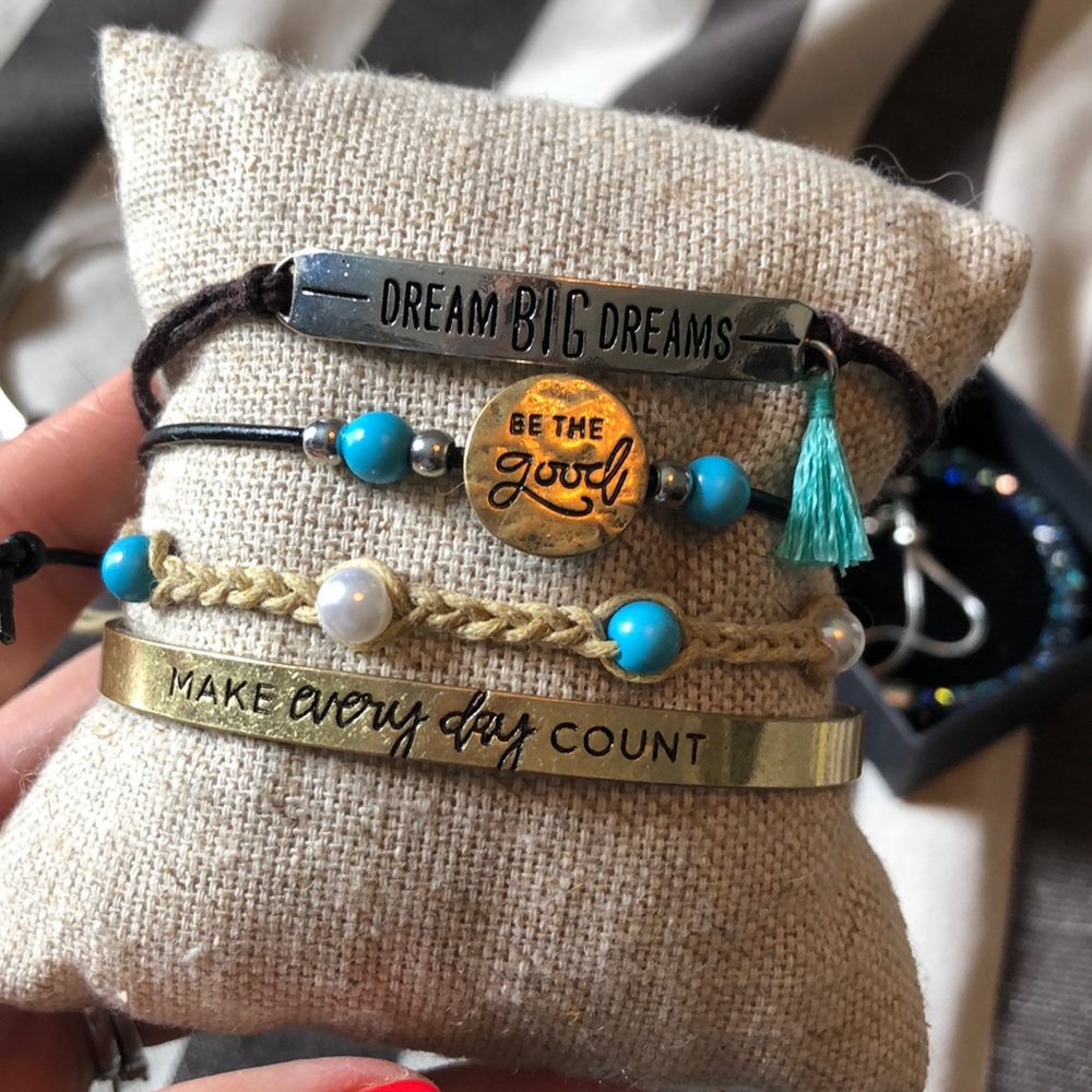 4 Set Bangle Bracelet